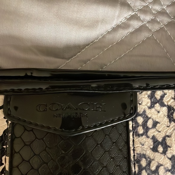 Animal print - Coach handbag, perfect for books, tablets, laptops - Picture 3 of 7